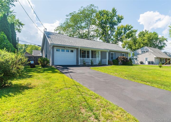 Property Photo: 5 Meadowbrook Drive NY 12401