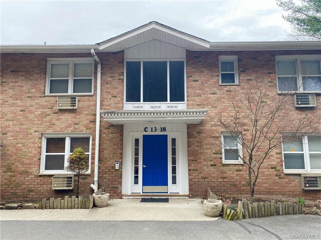 Property Photo:  100 Dowd 14-C  NY 10927 