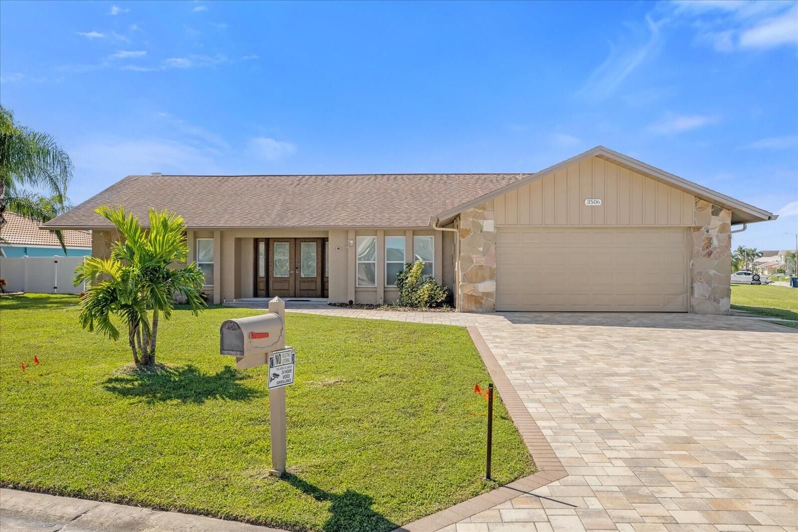 Property Photo: 3506 Seaway Drive FL 34652