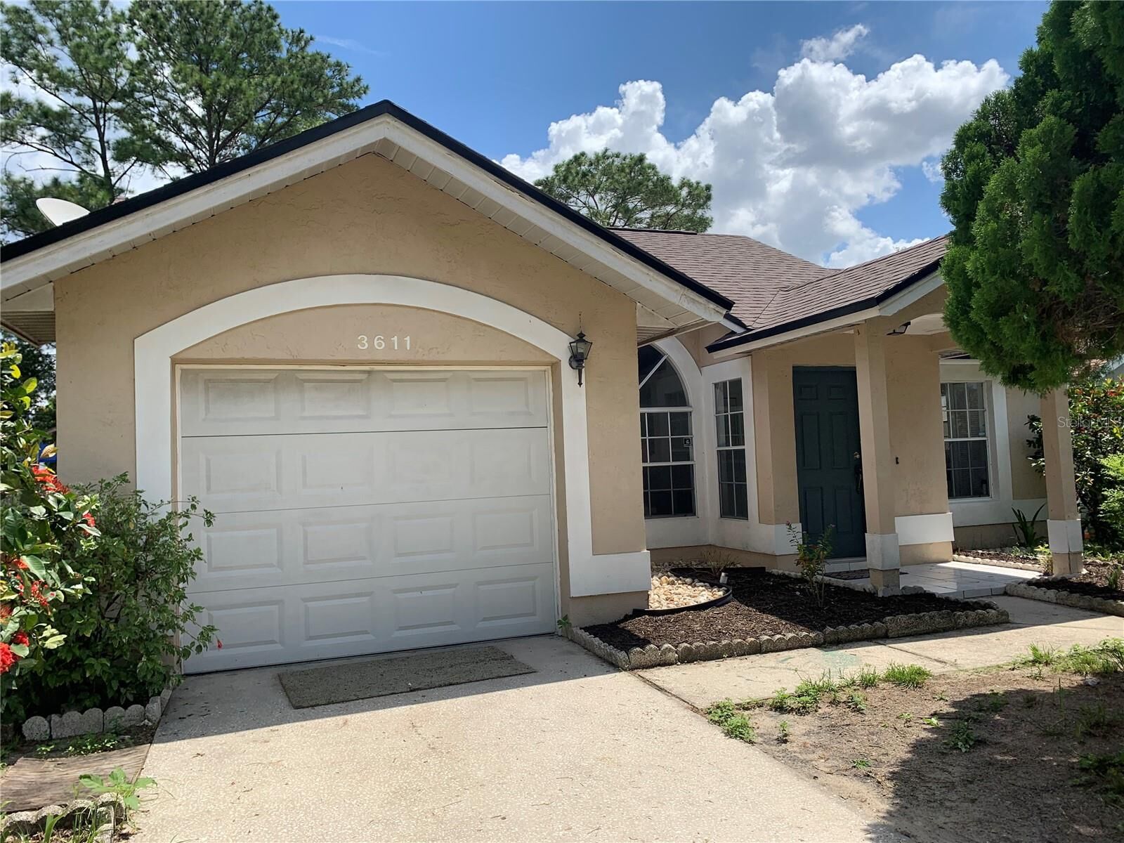 Property Photo: 3611 Westland Drive FL 32818