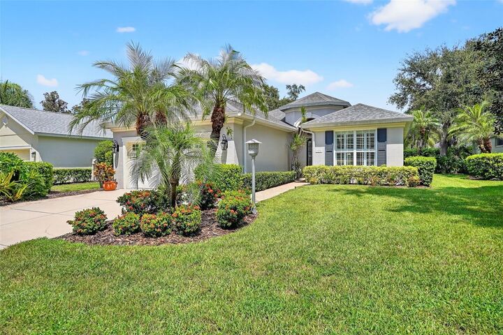 Property Photo:  5515 Simonton Street  FL 34203 