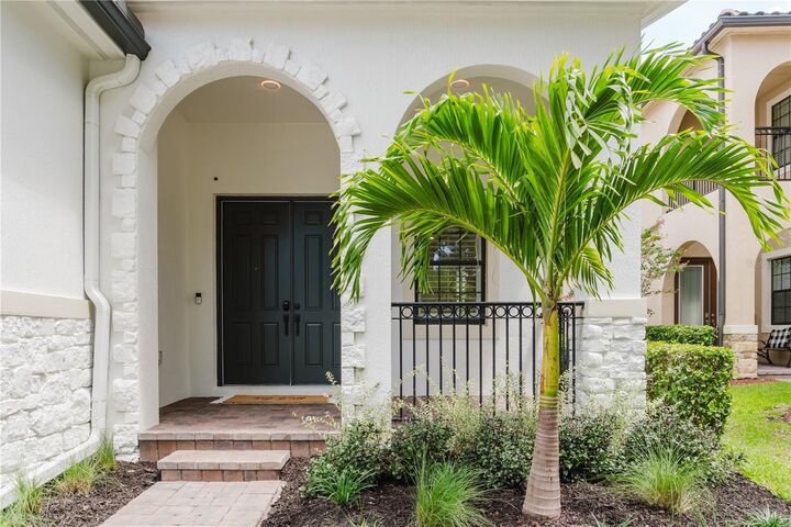 Property Photo: 10467 Henbury Street FL 32832