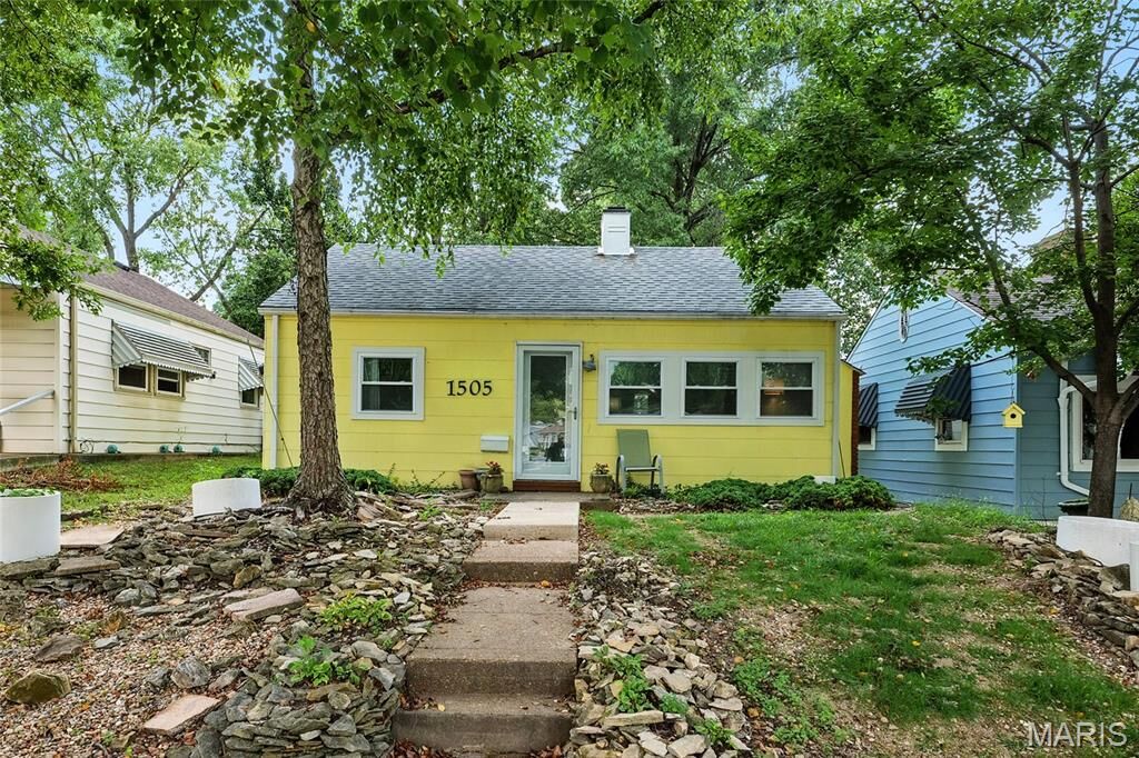 Property Photo:  1505 Kraft Street  MO 63139 