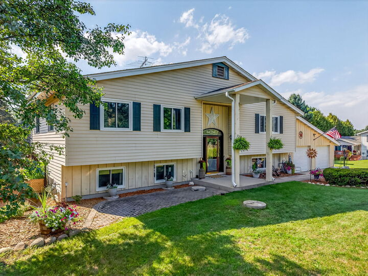 6995 Eastwood Trl  Trenton WI 53090 photo