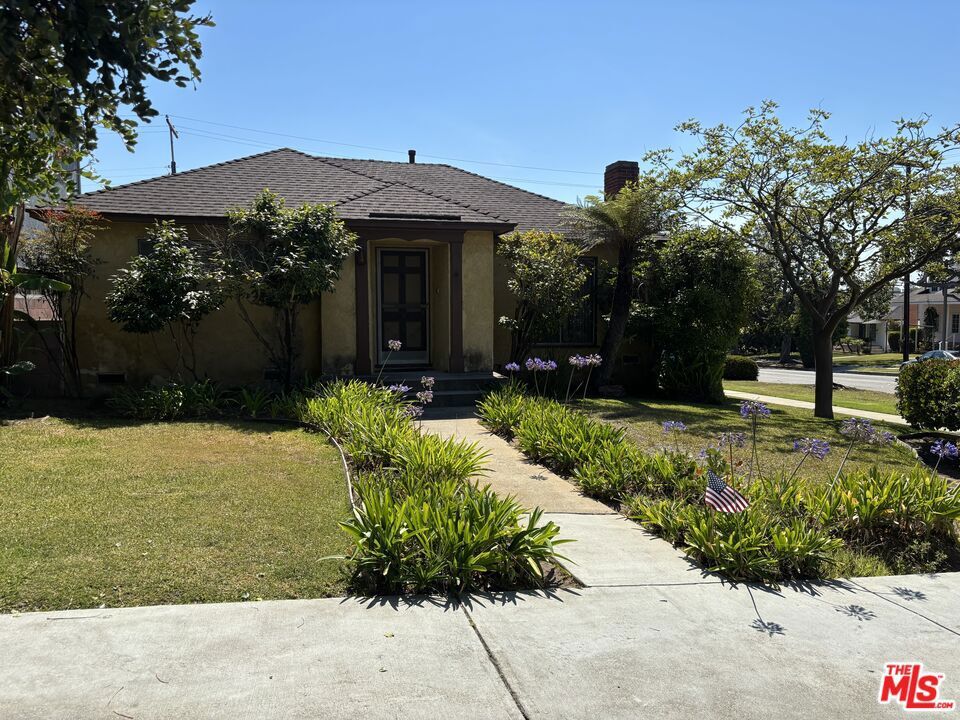 Property Photo: 8301 Rayford Drive CA 90045