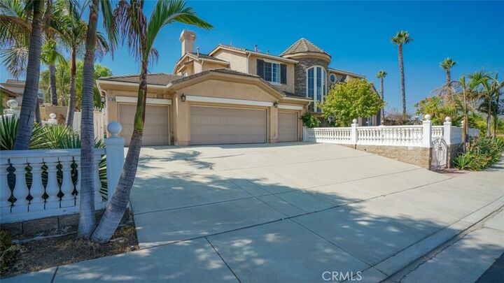 Property Photo: 12683 Palm View Way CA 92503