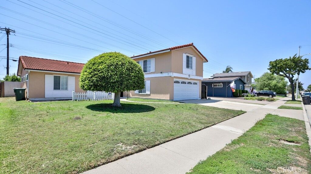 Property Photo: 17475 Santa Lucia Street CA 92708