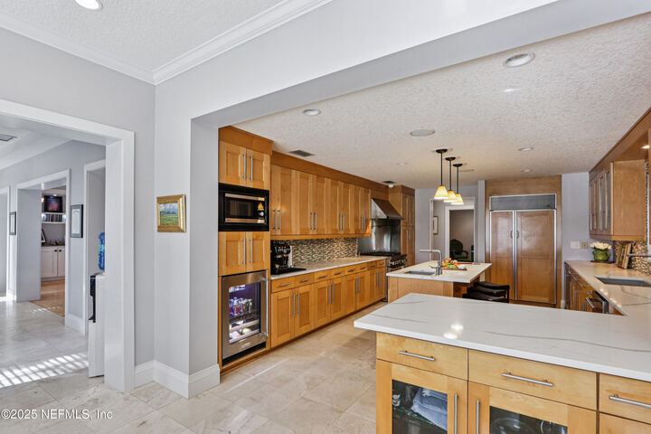Property Photo:  118 Regents Place  FL 32082 