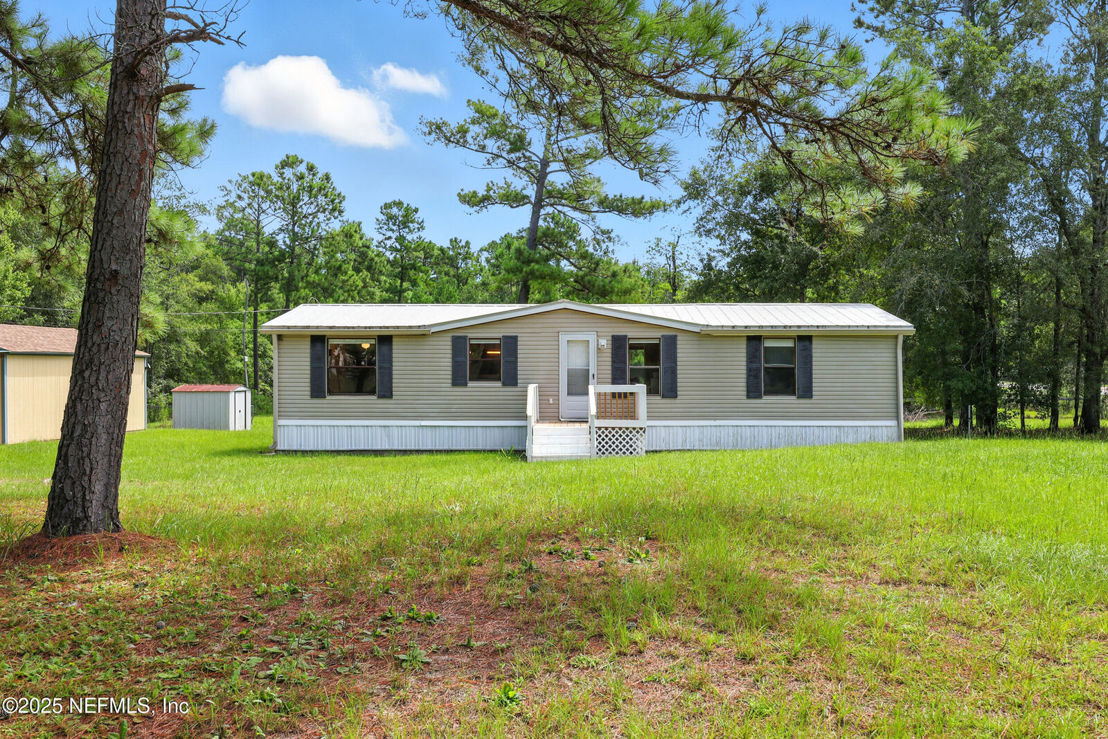 Property Photo:  1951 Friendly Place  FL 32068