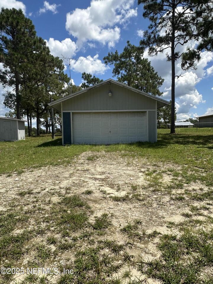 Property Photo: 127 Melrose Landing Drive FL 32640