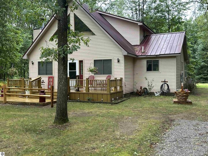 6275 Woodridge Drive  Lake MI 48632 photo