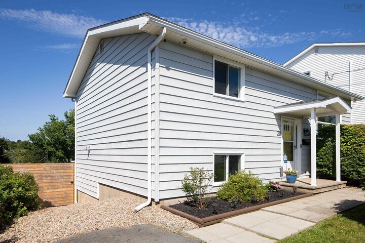 Property Photo:  30 Inglewood  NS B2W 5W2 