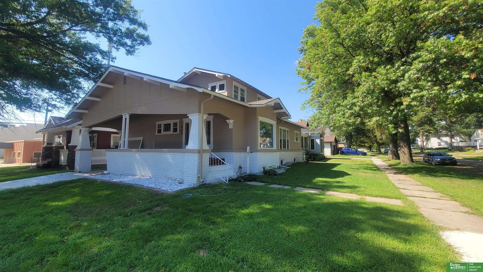 Property Photo:  423 E 6th Street  NE 68467 