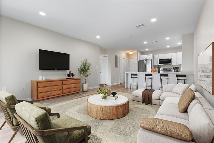 64 Willard Street 406  Quincy MA 02169 photo
