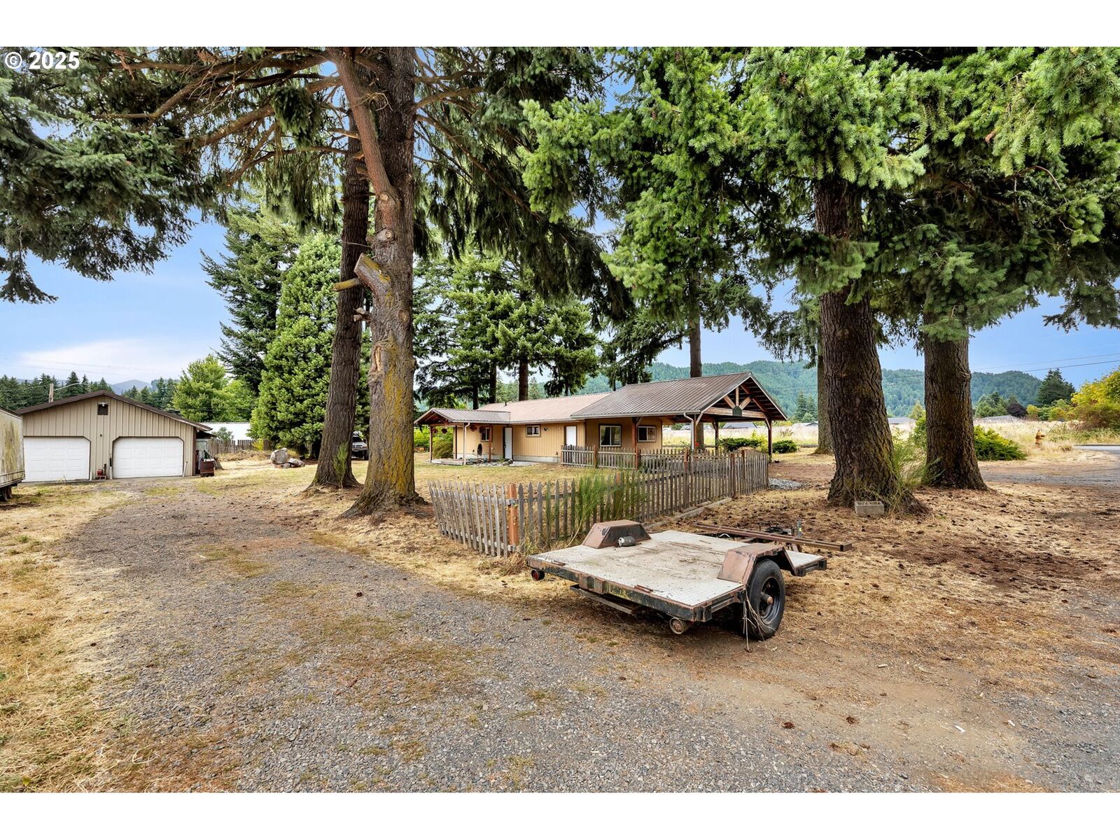 Property Photo:  12 Valley Dr  WA 98610 