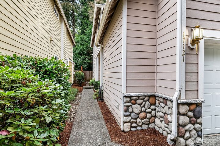 Property Photo: 17121 3rd Place W WA 98012