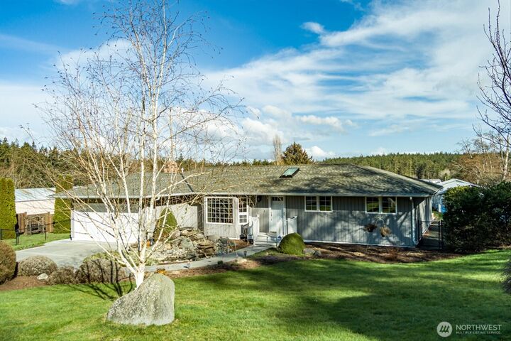 Property Photo: 1856 Boon Road WA 98277