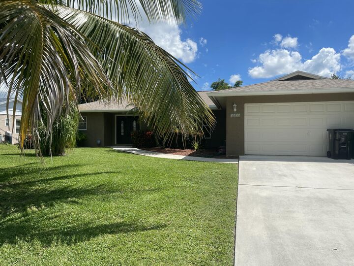 Property Photo:  1931 SW Brisbane Street  FL 34984 