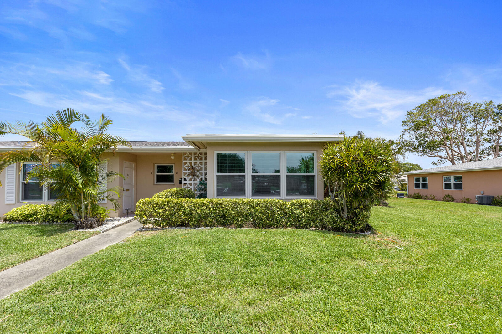 Property Photo: 165 N High Point Boulevard FL 33435