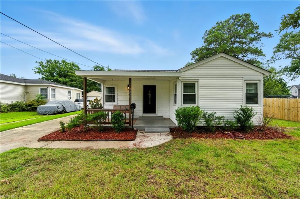 Property Photo: 8258 Simons Dr VA 23505