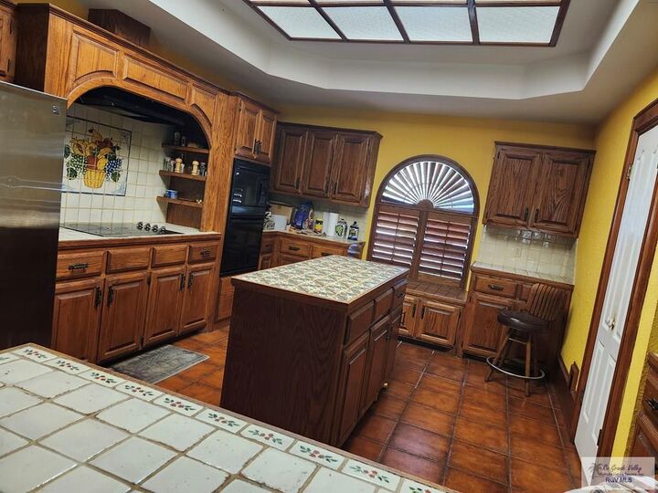 Property Photo: 600 Howard Lee Dr. TX 78559