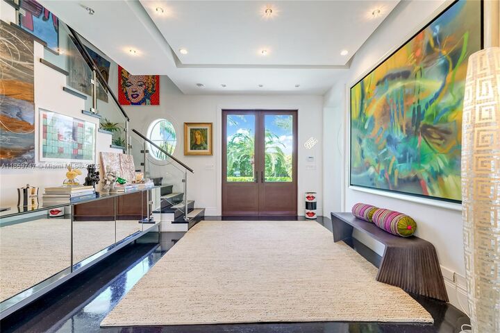 Property Photo: 701 Bella Vista Ave FL 33156