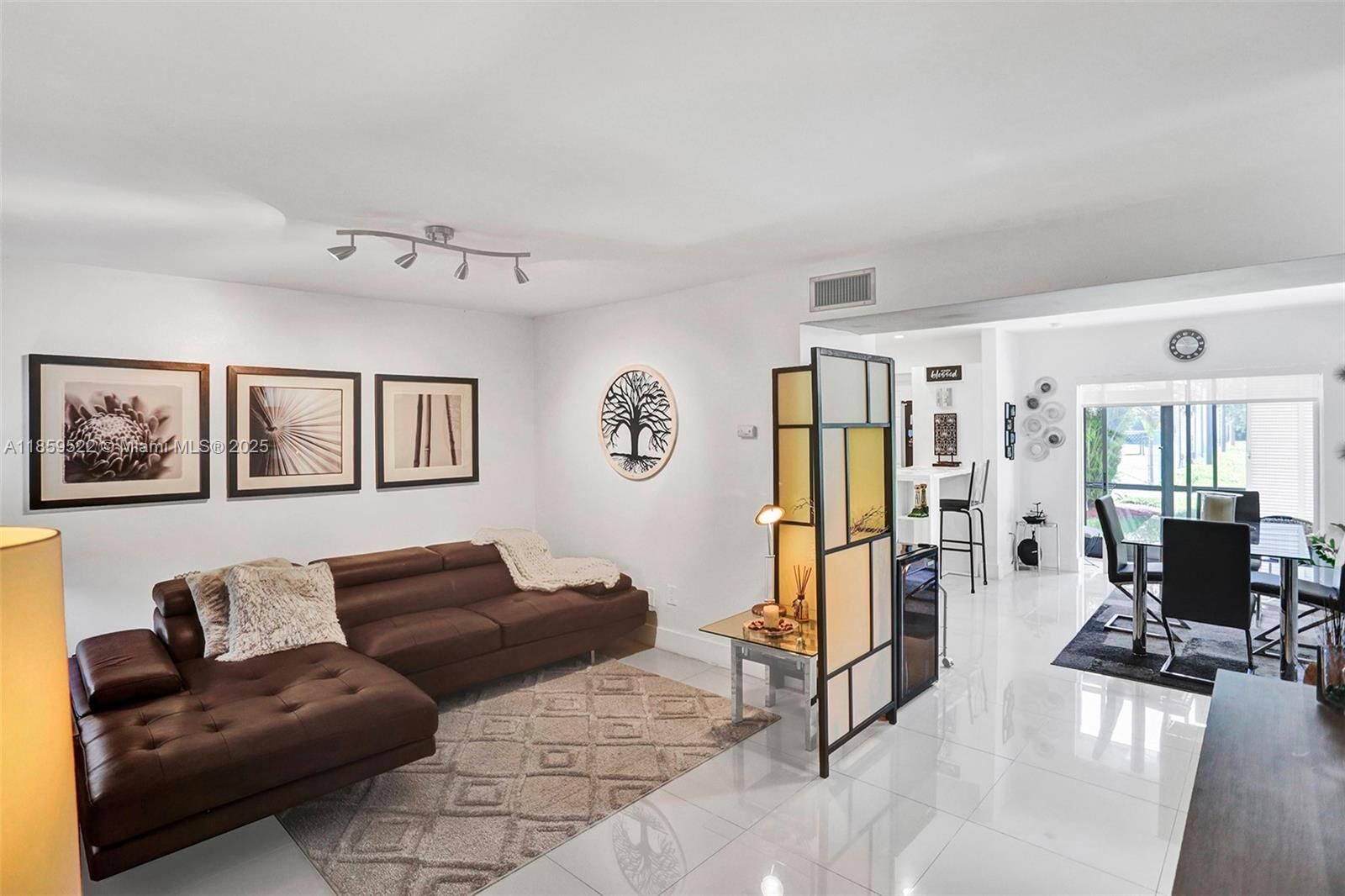 Property Photo:  8401 SW 107th Ave 111E  FL 33173 