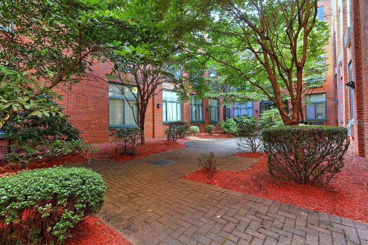 Property Photo:  390 Charles Street 110  CT 06606 