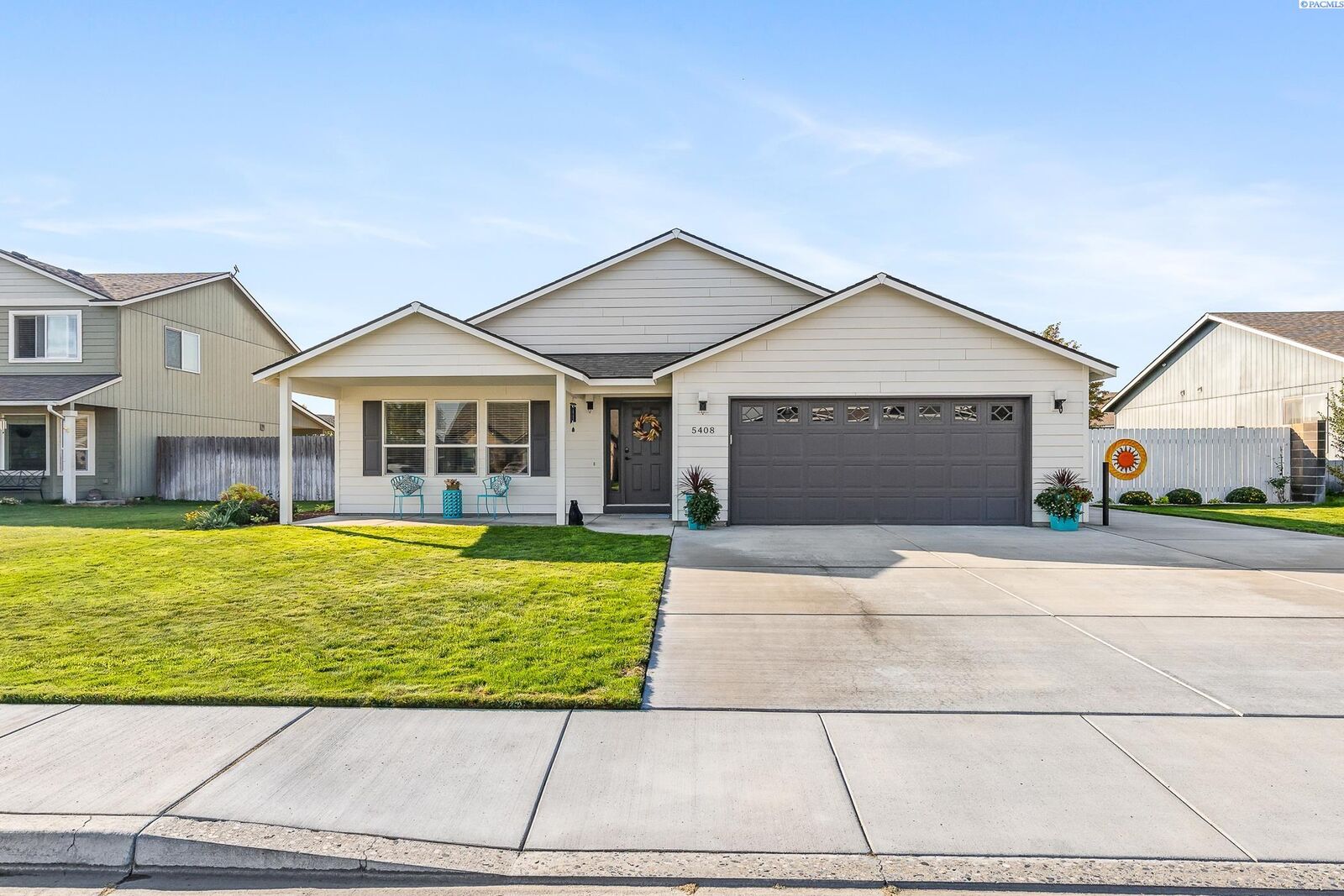 Property Photo:  5408 Johnson Dr  WA 99301 
