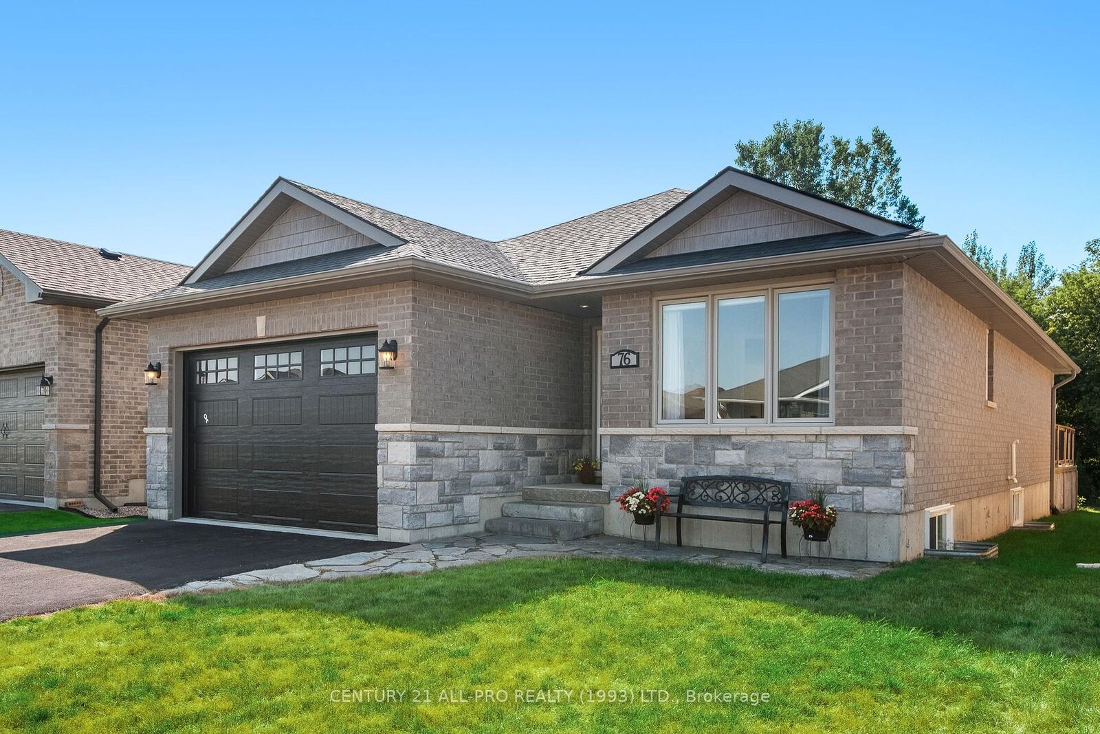 Property Photo: 76 Royal Gala Drive ON K0K 1H0