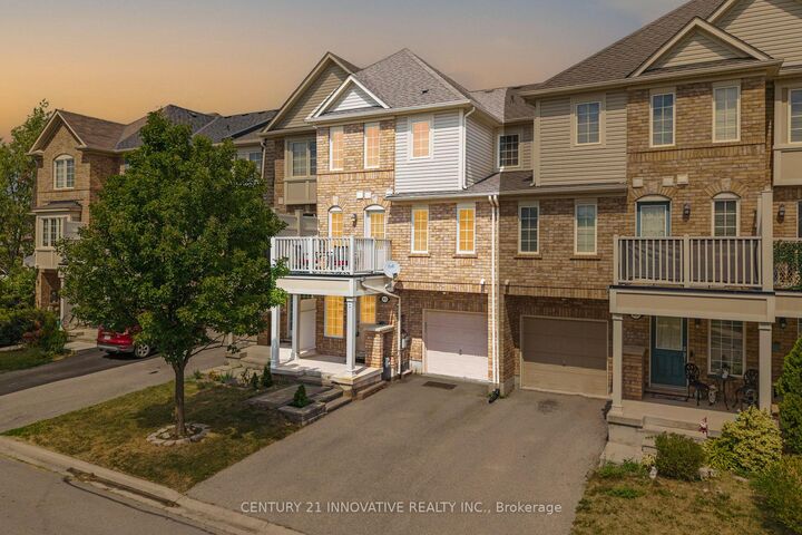 915 Hasselfeldt Heights  Milton ON L9T 0M4 photo