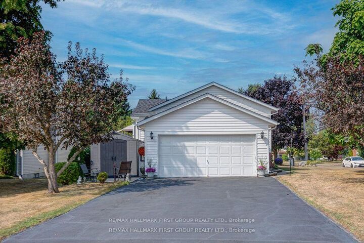 Property Photo:  15 Catherine Crescent  ON K0K 1H0 