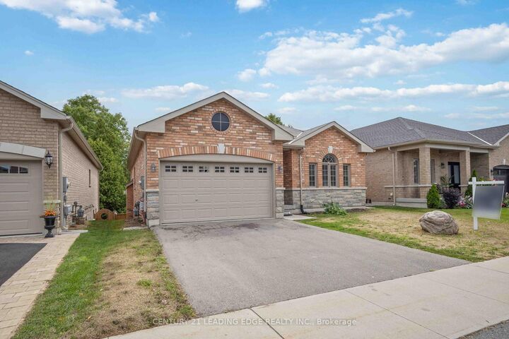 147 Springdale Drive  Kawartha Lakes ON K9V 0H9 photo