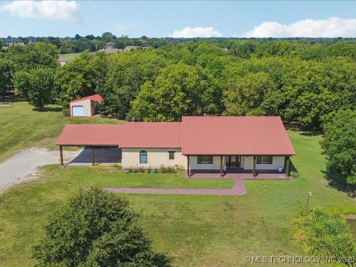 Property Photo: 16875 Cedar Drive OK 74445