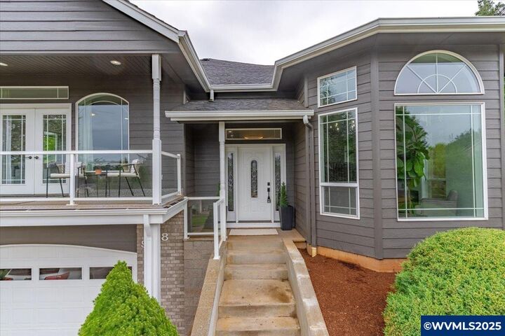 Property Photo: 958 Limelight Av NW OR 97304