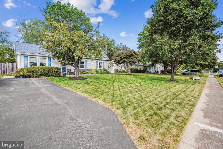 Property Photo: 8856 Olde Mill Run VA 20110