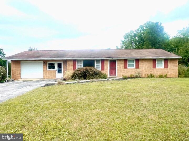 37 Warrington Road  Dillsburg PA 17019 photo