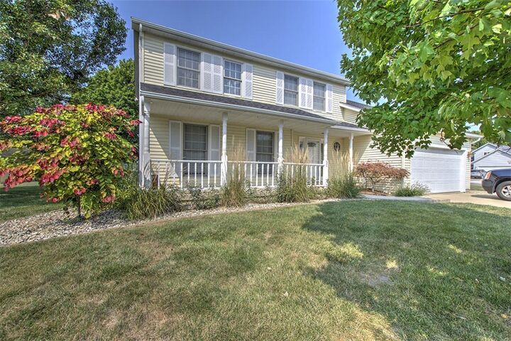 50 Country Club Estates  Sullivan IL 61951 photo