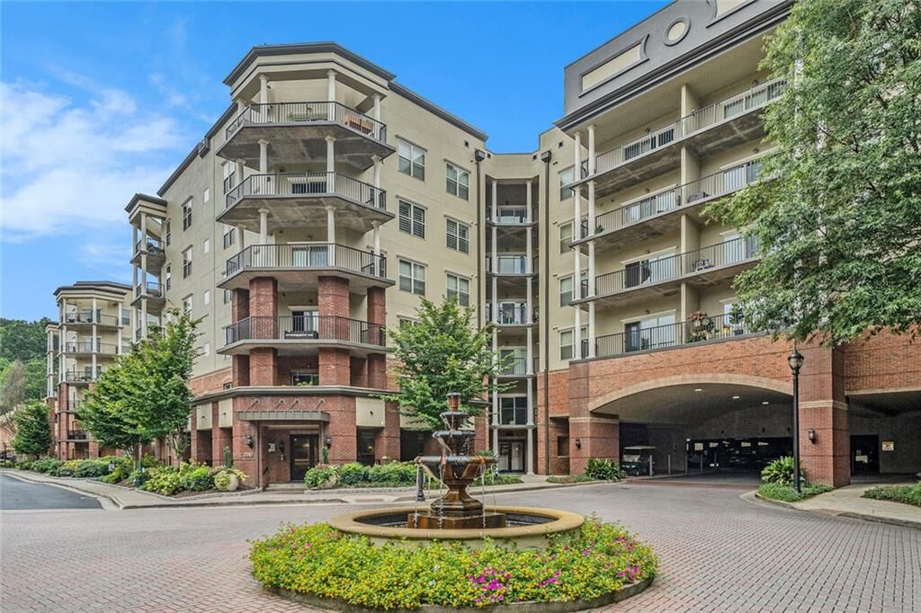 Property Photo: 200 River Vista Drive 307 GA 30339