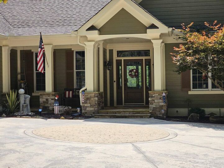 Property Photo: 1030 Yazoo Fishery GA 30642