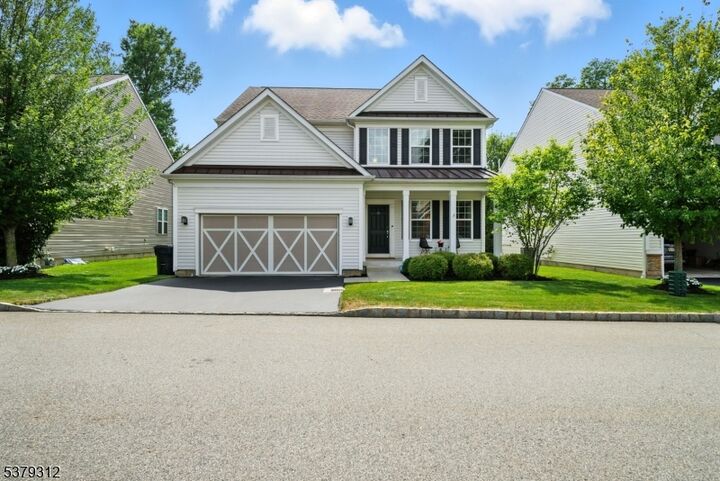 Property Photo:  9 Barberry Ct  NJ 07981 