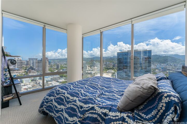 Property Photo: 1001 Queen Street 3315 HI 96814