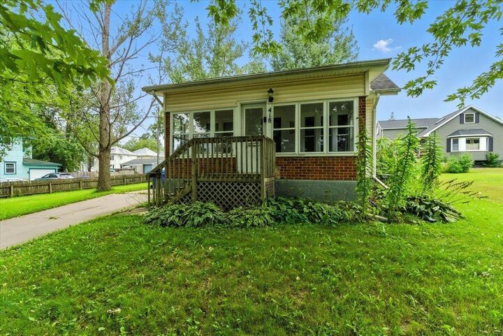 418 NW 1st Avenue  Oelwein IA 50662 photo