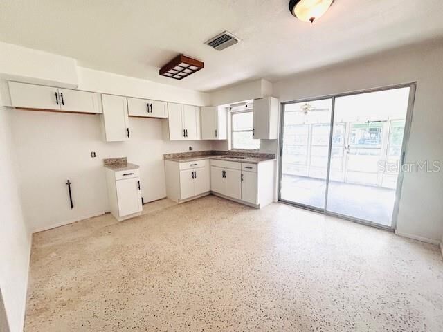 Property Photo: 6125 Beacon Point Drive FL 34607
