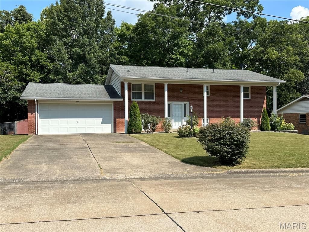 Property Photo:  750 Strawberry Lane  MO 63755 