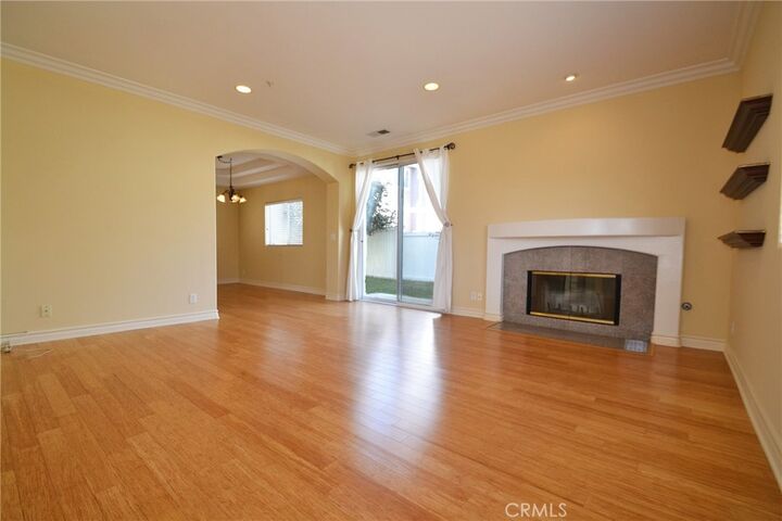 Property Photo:  2203 Harriman Lane B  CA 90278 