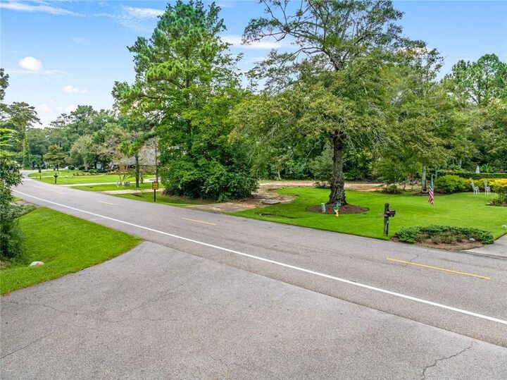 Property Photo: 683 N Beau Chene Drive LA 70471