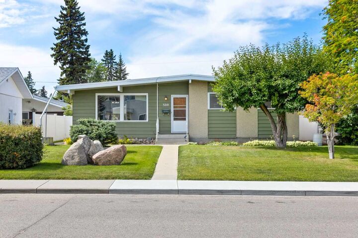 3210 43 Avenue  Red Deer AB T4N 3A9 photo