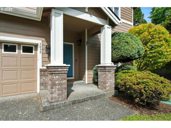 Property Photo:  3839 NW 9th Loop  WA 98607 