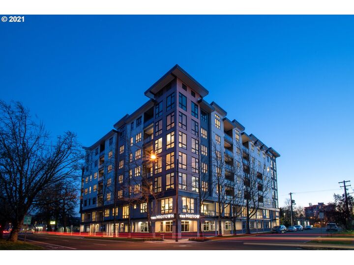 Property Photo: 1600 Pearl St 404 OR 97401